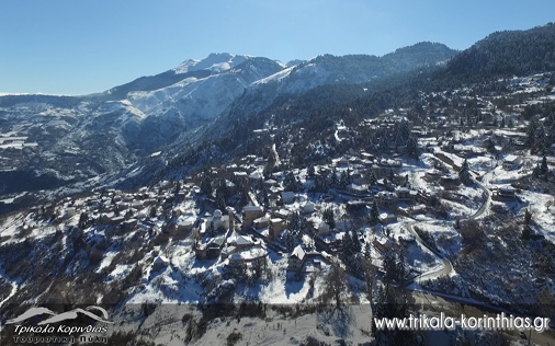 Χιονισμένα Τρίκαλα Κορινθίας βίντεο από ψηλά! 21/01/2016